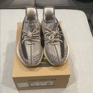 Adidas Yeezy Boost 350 V2 in Brown and Cream